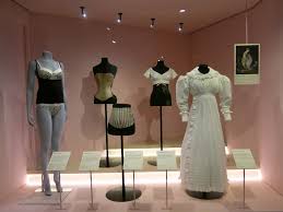 V&A Undressed