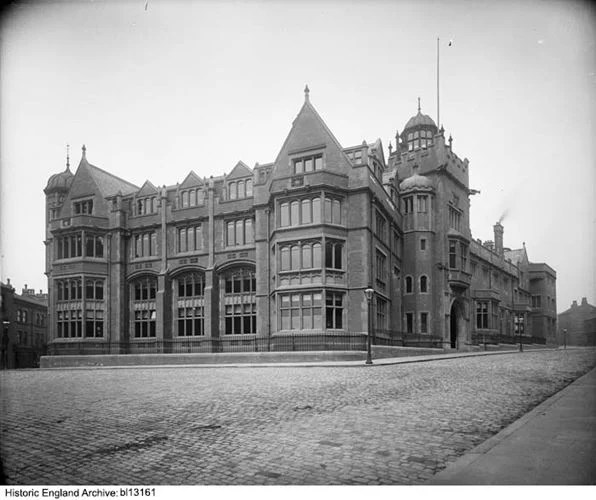 The Leeds Medical&nbsp;School